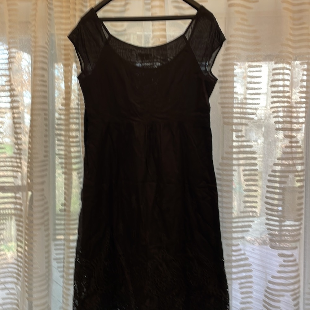 Dress. - Picture 5 of 5